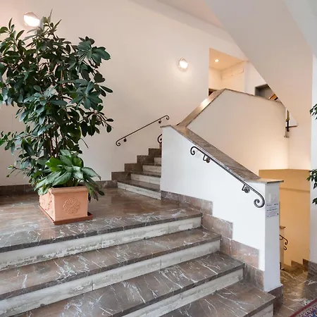 La Casa Di Flora *